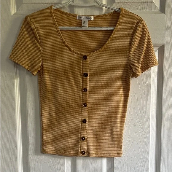 Yellow Button-Down Women's Top - Picture 1 of 2